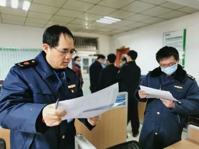 堅決守牢冷鏈食品防疫安全關 市區(qū)兩級多部門聯(lián)合開展專項檢查與市場調(diào)查